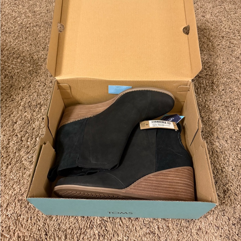 TOMS Women's Black Ankle Booties